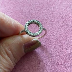 Pandora Sparkling Halo ring sz 58
